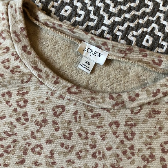 J. Crew Factory Puff sleeve fleece top - Picture 2 of 5